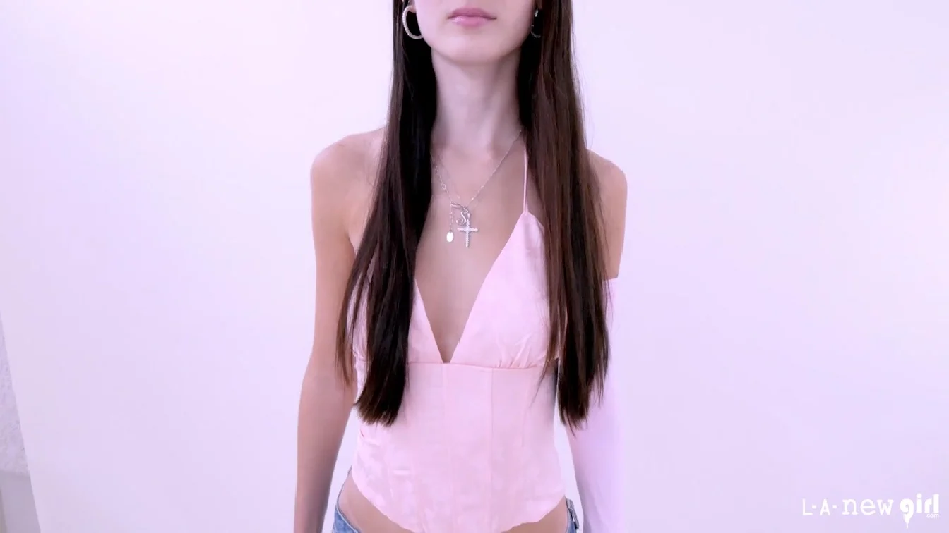 Preview of LANewGirl Sophie Tyler XXX